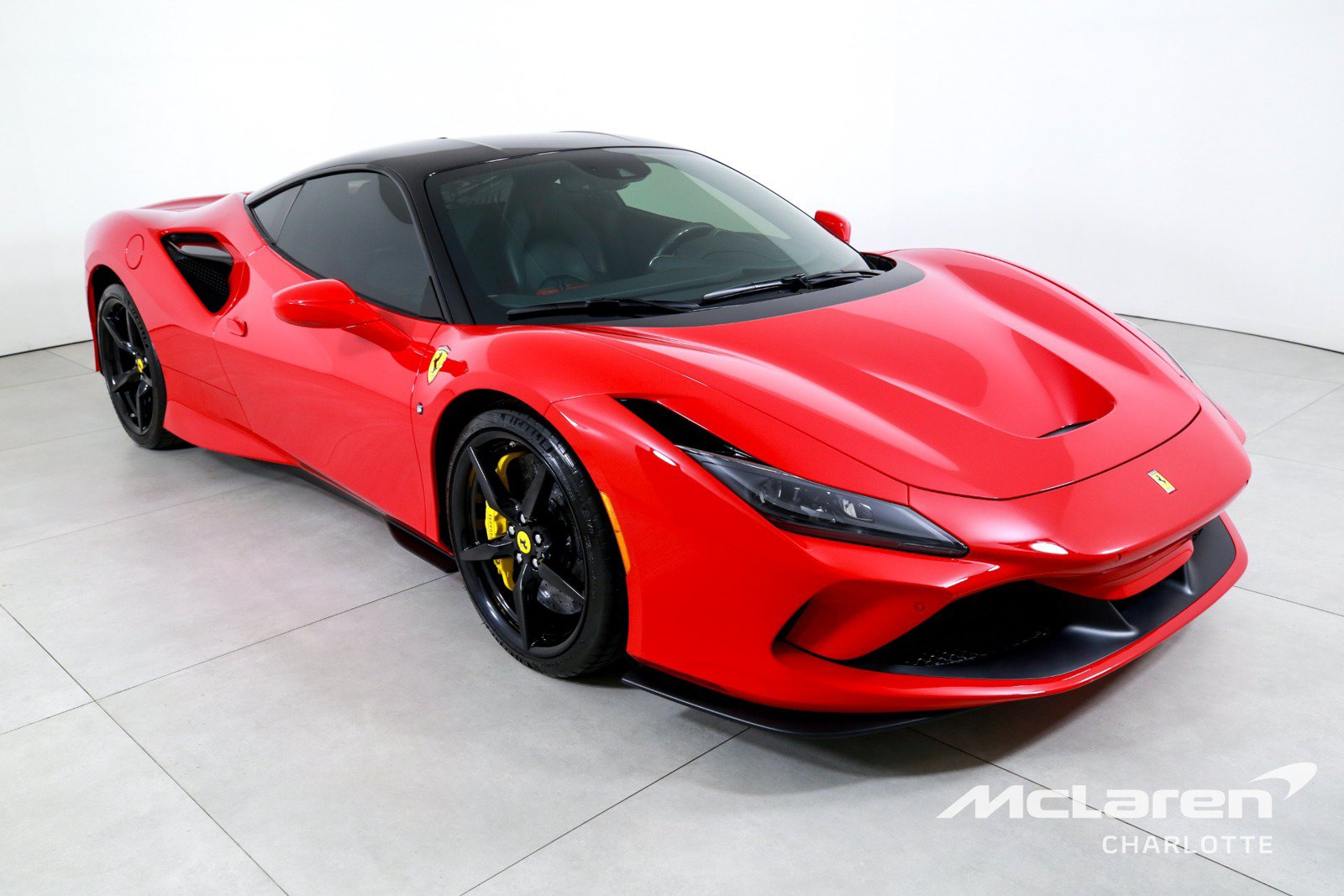 Used 2020 Ferrari F8 Tributo RWD image 3