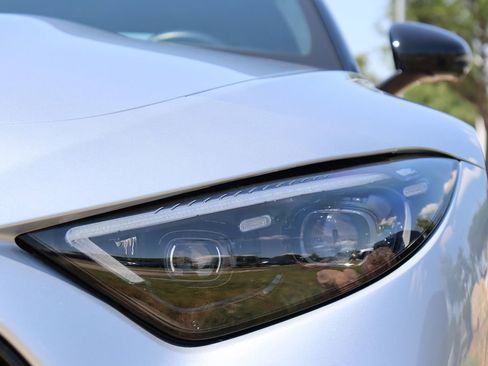 Used 2022 Mercedes-Benz SL 63 AMG Roadster image 6