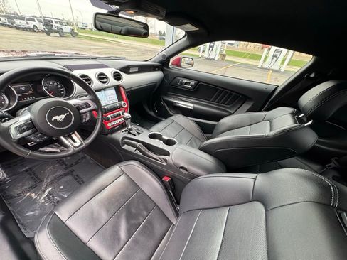 Used 2016 Ford Mustang GT Premium w/ Equipment Group 401A RWD image 8