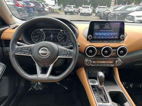 Used 2024 Nissan Sentra SV w/ SV Premium Package FWD image 23