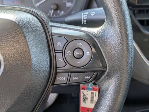 Used 2024 Toyota Corolla LE FWD image 19