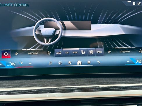 New 2027 BMW X7 M60i AWD/4WD image 36