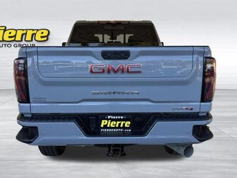 Used 2024 GMC Sierra 2500 AT4 w/ Technology Package AWD/4WD image 3