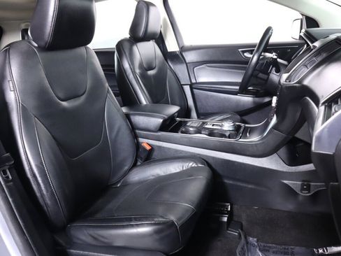 Used 2020 Ford Edge Titanium w/ Equipment Group 301A AWD/4WD image 50