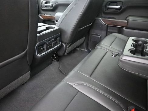 Used 2019 GMC Sierra 1500 SLT w/ SLT Premium Plus Package AWD/4WD image 19