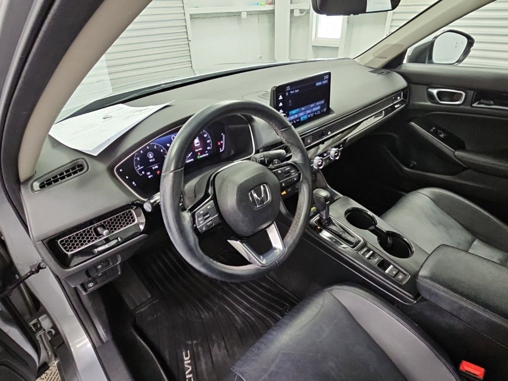 Used 2024 Honda Civic Touring image 12