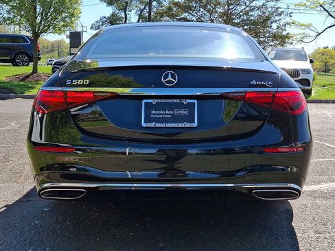 Certified 2022 Mercedes-Benz S 580 4MATIC Sedan image 5