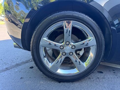 Used 2006 Pontiac Solstice Convertible w/ Premium Package RWD image 20