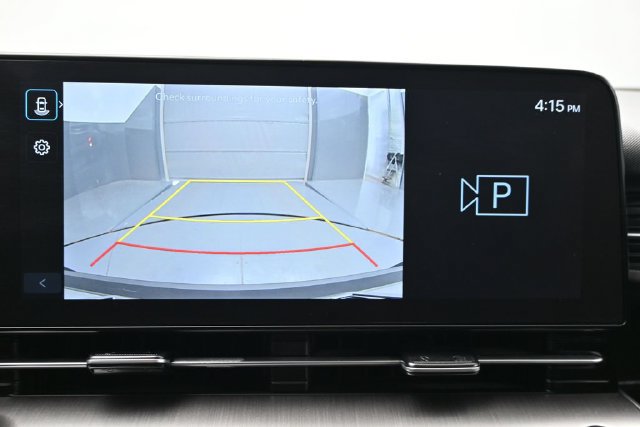 Used 2025 Hyundai Kona SEL FWD image 14