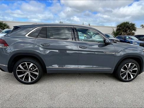 New 2026 Volkswagen Atlas Cross Sport SEL Premium R-Line AWD/4WD image 4