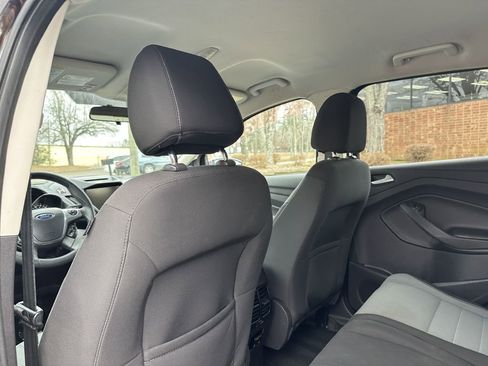 Used 2013 Ford Escape SE image 39