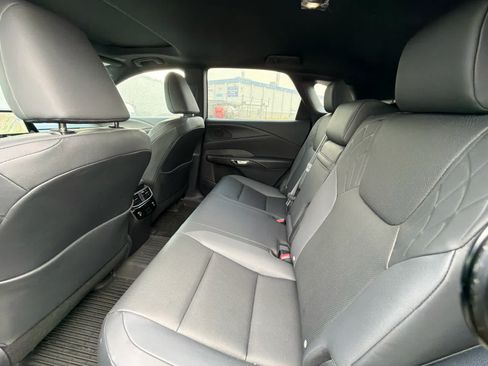 Used 2025 Lexus RX 350 AWD image 9