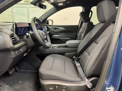 New 2026 Chevrolet Traverse LT w/ Enhanced Driving Package FWD image 13