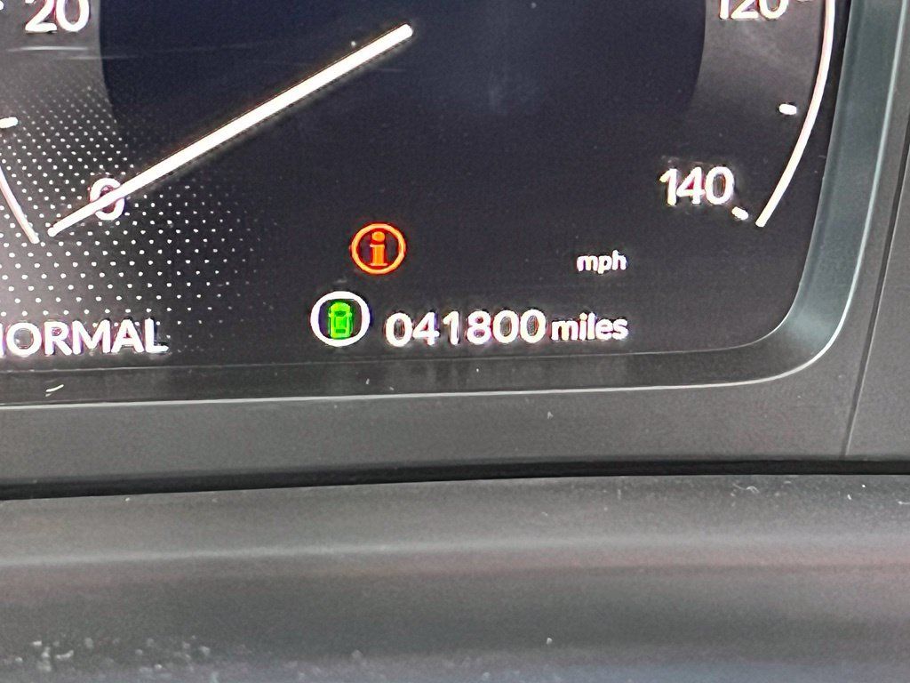Used 2024 Honda Pilot Elite image 17