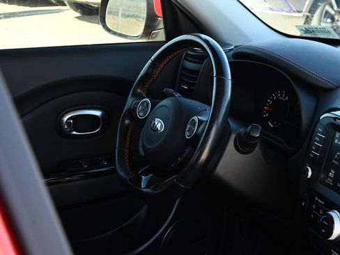 Used 2018 Kia Soul ! w/ Tech Package image 17