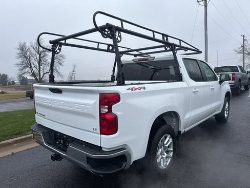 Used 2022 Chevrolet Silverado 1500 LT image 4