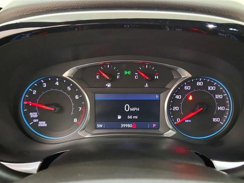 Used 2023 Chevrolet Traverse LT w/ Midnight/Sport Edition image 24