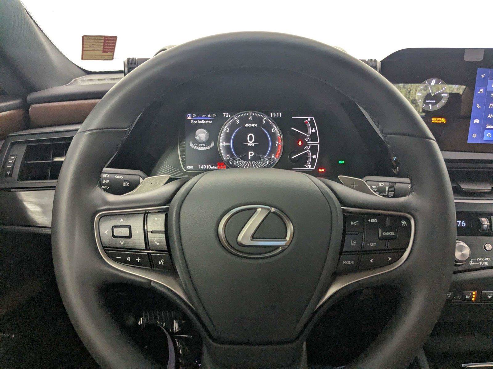 Used 2025 Lexus ES 350 w/ Premium Package FWD image 16