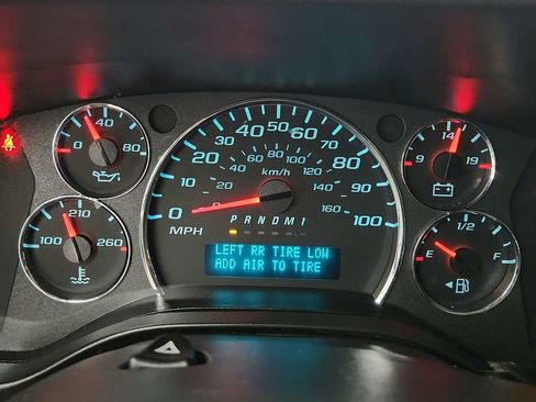 Used 2020 GMC Savana 2500 w/ Driver Convenience Package image 12