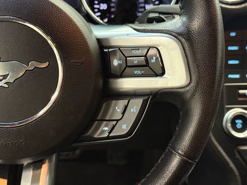 Used 2015 Ford Mustang Coupe RWD image 23