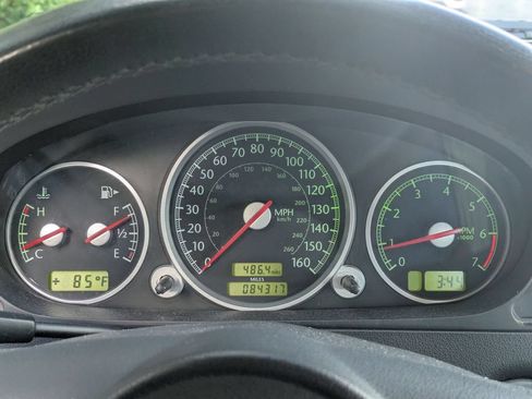 Used 2005 Chrysler Crossfire Limited RWD image 9