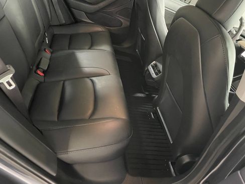 Used 2020 Tesla Model 3 Standard Range Plus image 24