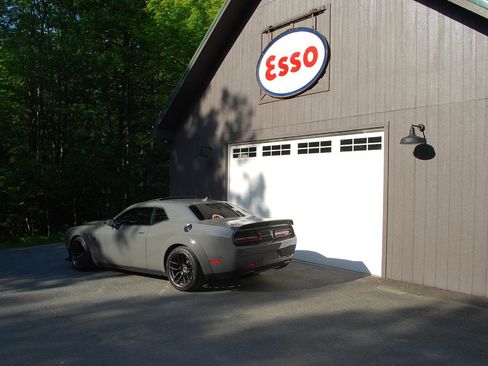 Used 2019 Dodge Challenger SRT Hellcat Redeye RWD image 33