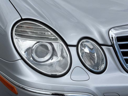 Used 2007 Mercedes-Benz E 350 Sedan image 10