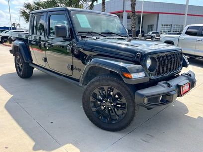 Used 2024 Jeep Gladiator Sport