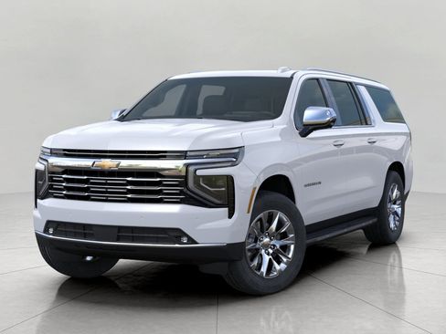 Used 2026 Chevrolet Suburban Premier AWD/4WD image 6