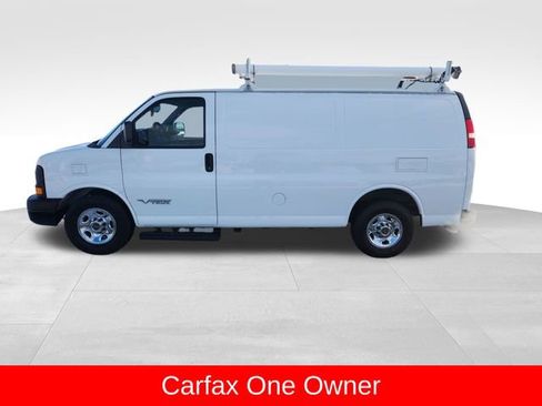 Used 2014 Chevrolet Express 2500 image 6