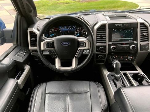 Used 2018 Ford F150 Lariat w/ Equipment Group 502A Luxury image 5