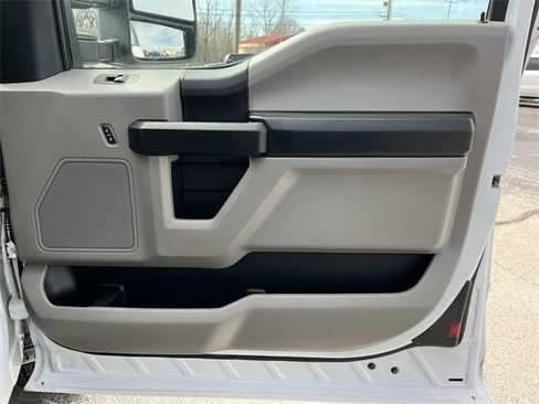 Used 2020 Ford F350 XL w/ Power Equipment Group image 23