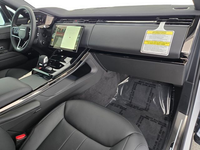 New 2026 Land Rover Range Rover Sport SE AWD/4WD image 18