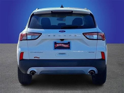 Used 2021 Ford Escape Titanium image 5