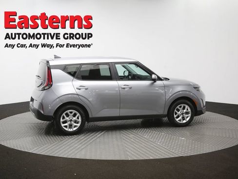 Used 2025 Kia Soul LX w/ LX Technology Package FWD image 43