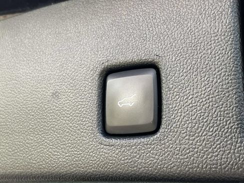 Used 2023 Ford Escape Platinum FWD image 9