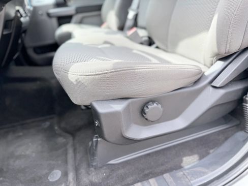 Used 2019 Ford F150 XLT AWD/4WD image 19
