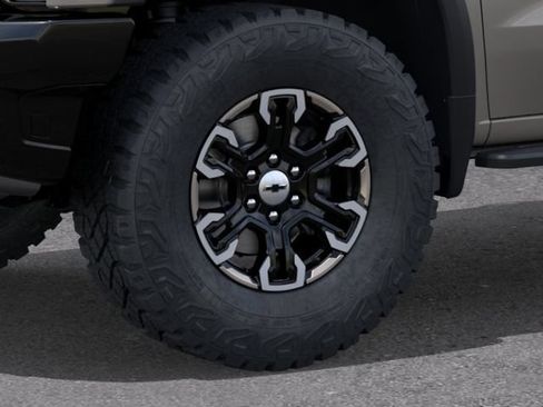 New 2026 Chevrolet Silverado 1500 ZR2 AWD/4WD image 9