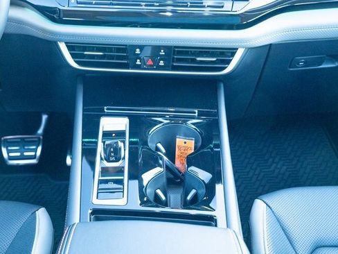 New 2026 Volkswagen Atlas Peak Edition image 33