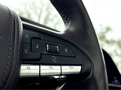 Certified 2024 Cadillac Escalade ESV Sport Platinum w/ LPO, ONYX Package image 19