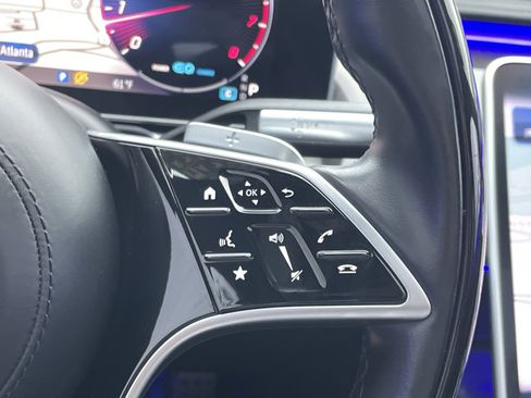 Certified 2022 Mercedes-Benz S 500 4MATIC w/ AMG Line Package image 27