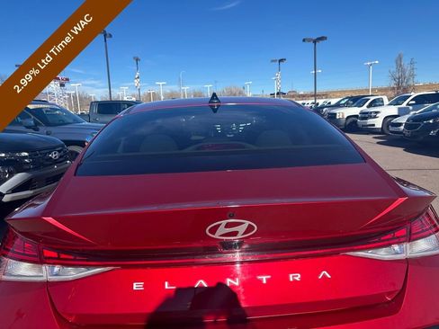 Certified 2024 Hyundai Elantra SEL w/ Convenience Package image 15