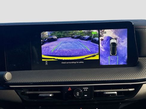 New 2025 Nissan Kicks SR image 14