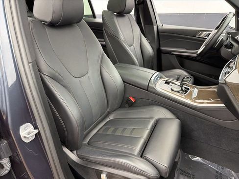 Used 2022 BMW X5 xDrive40i w/ Premium Package image 30