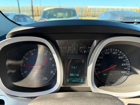 Used 2011 Chevrolet Equinox LS image 17