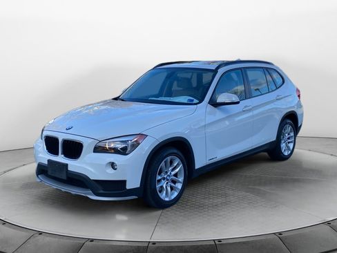 Used 2015 BMW X1 xDrive28i image 3