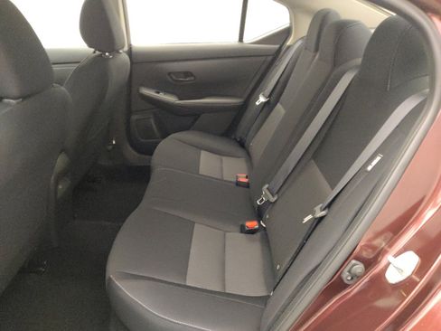 Used 2025 Nissan Sentra SV FWD image 18