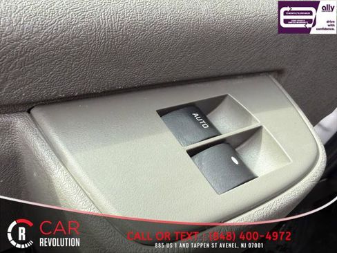 Used 2017 Chevrolet Express 3500 LT w/ LT Preferred Equipment Group image 30