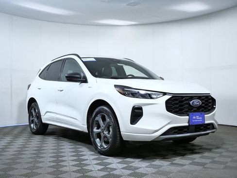 Certified 2024 Ford Escape ST-Line w/ Tech Pack #1 AWD/4WD image 1